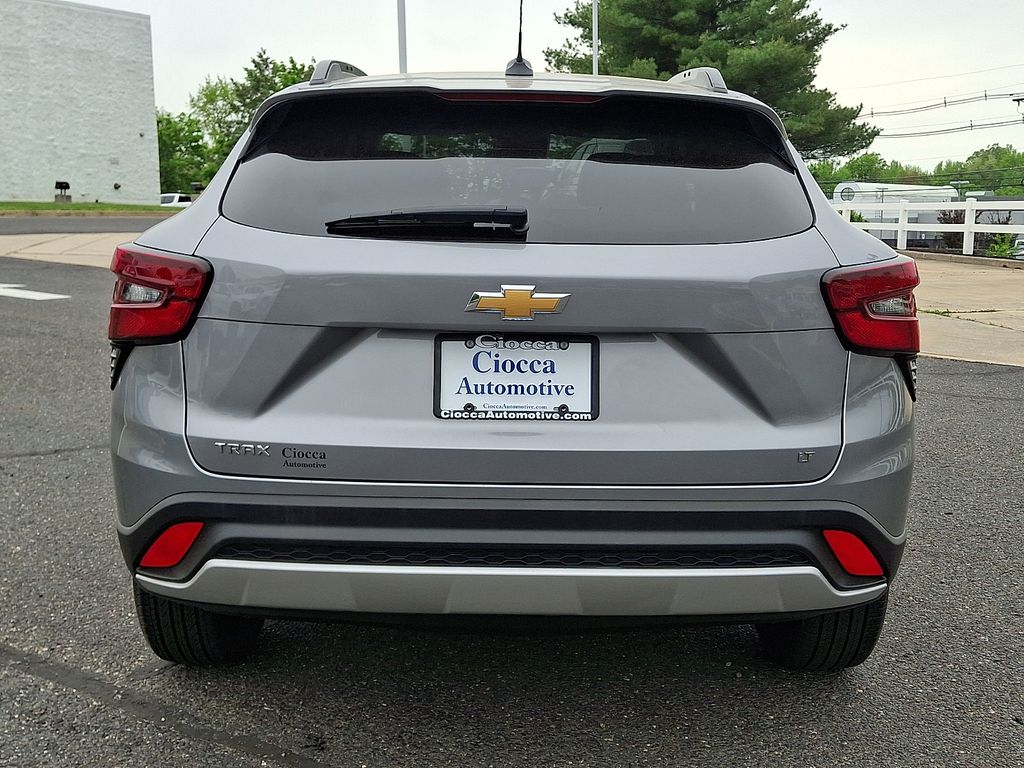 used 2025 Chevrolet Trax car, priced at $22,343