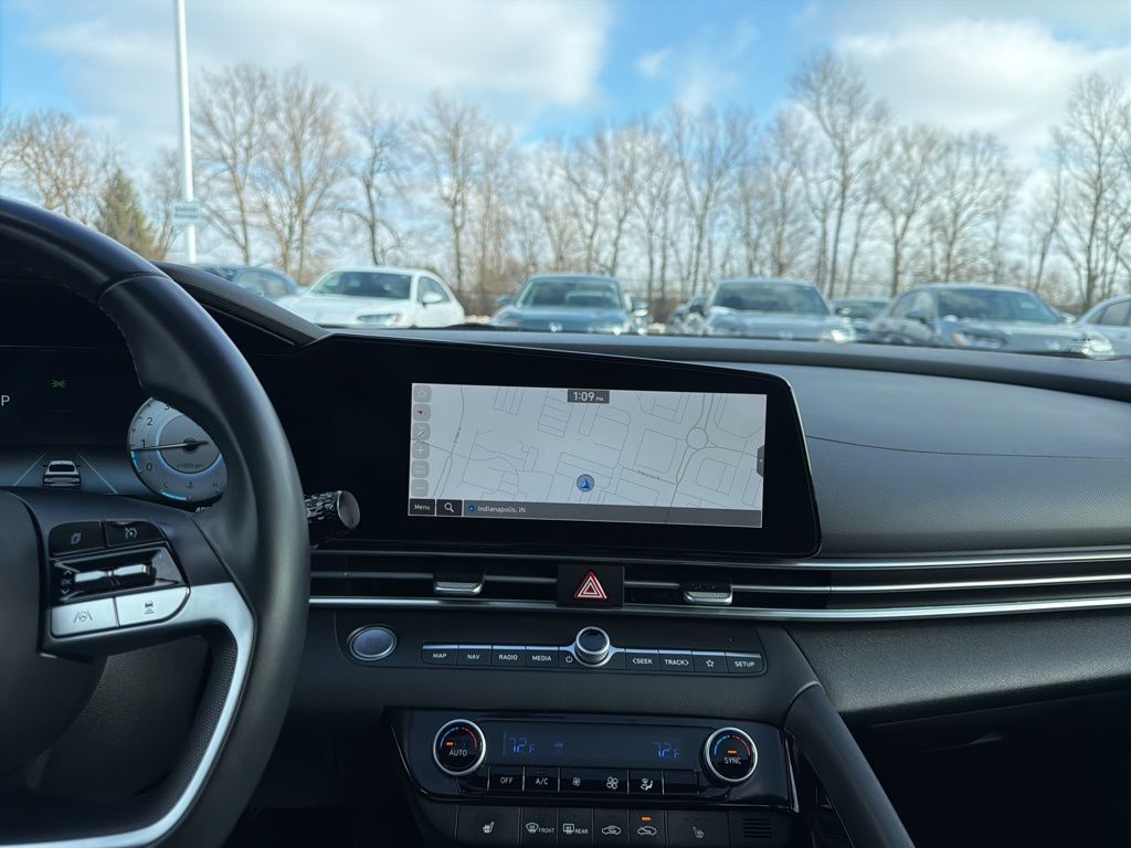 Thumbnail: 2023 Hyundai Elantra - 15