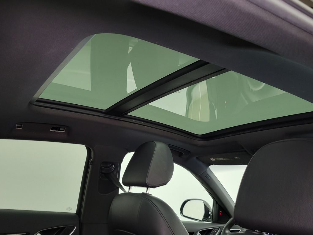 Thumbnail: 2016 Audi Q3 - 17