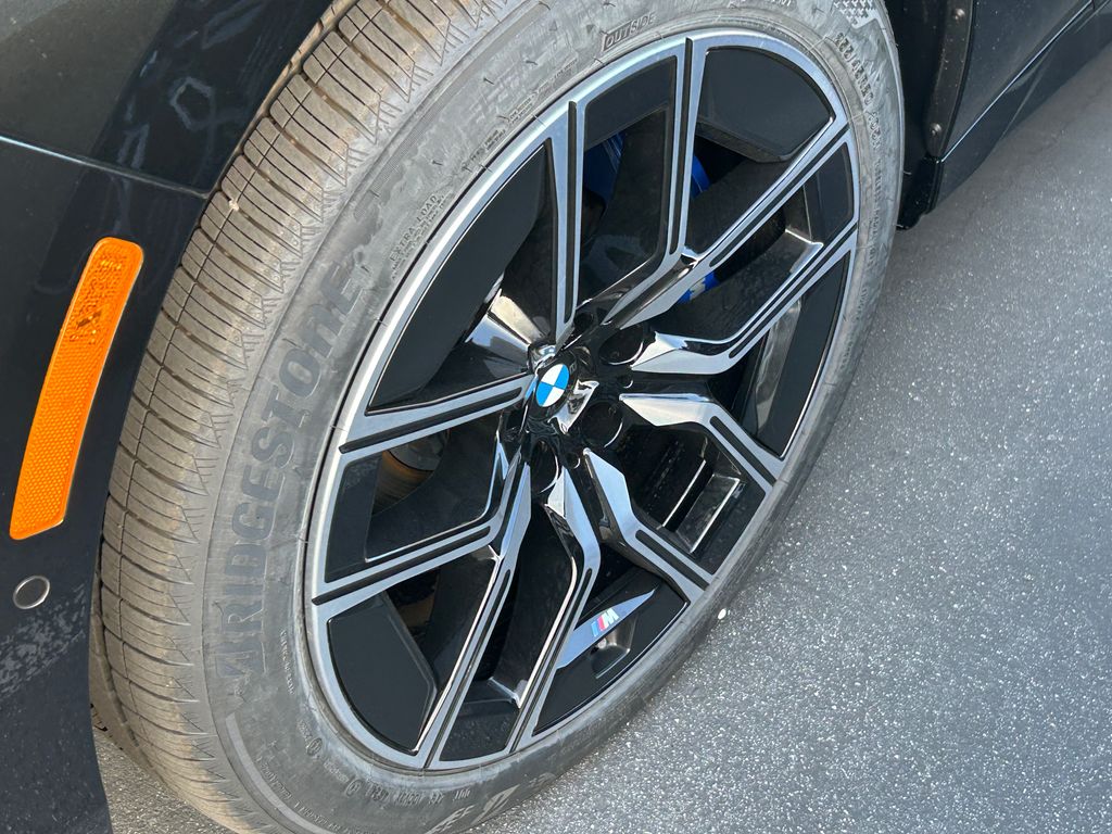 Thumbnail: 2025 BMW i7 - 3