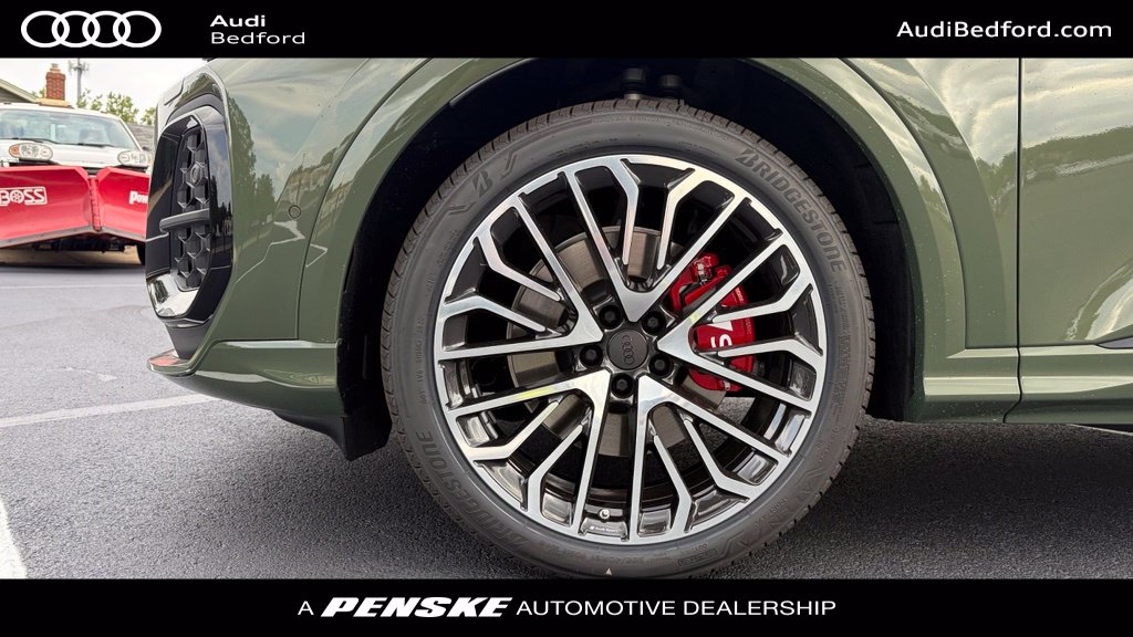 Thumbnail: 2026 Audi SQ5 - 10