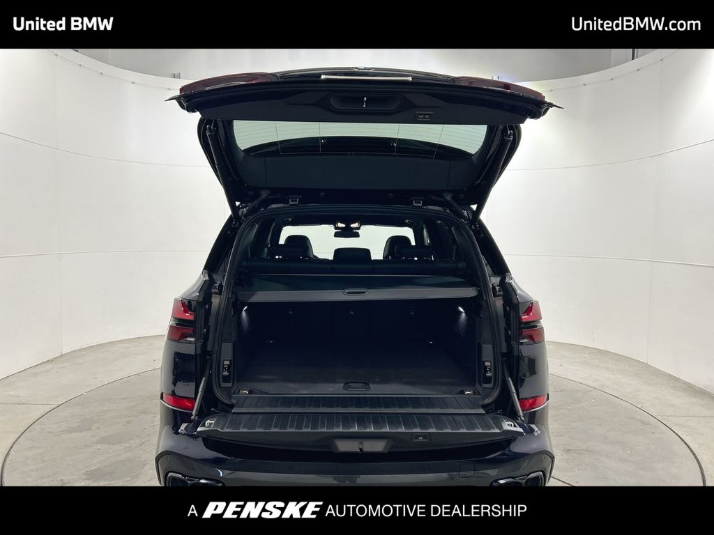 Thumbnail: 2026 BMW X5 - 22