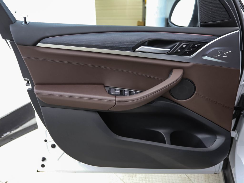 Thumbnail: 2024 BMW X3 - 9