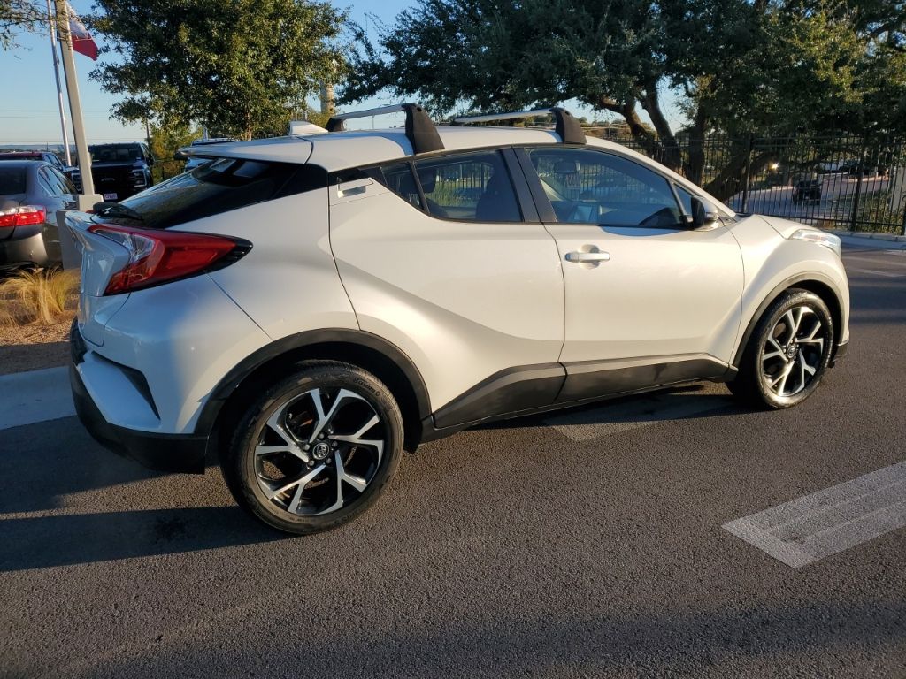 Used Car 2018 Toyota C-hr  Xle For Sale Under $20,000 In Austin, Texas
