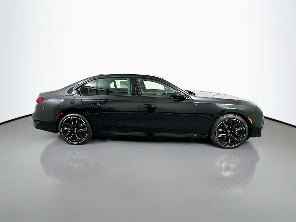 2025 BMW 7 Series 760i xDrive 4