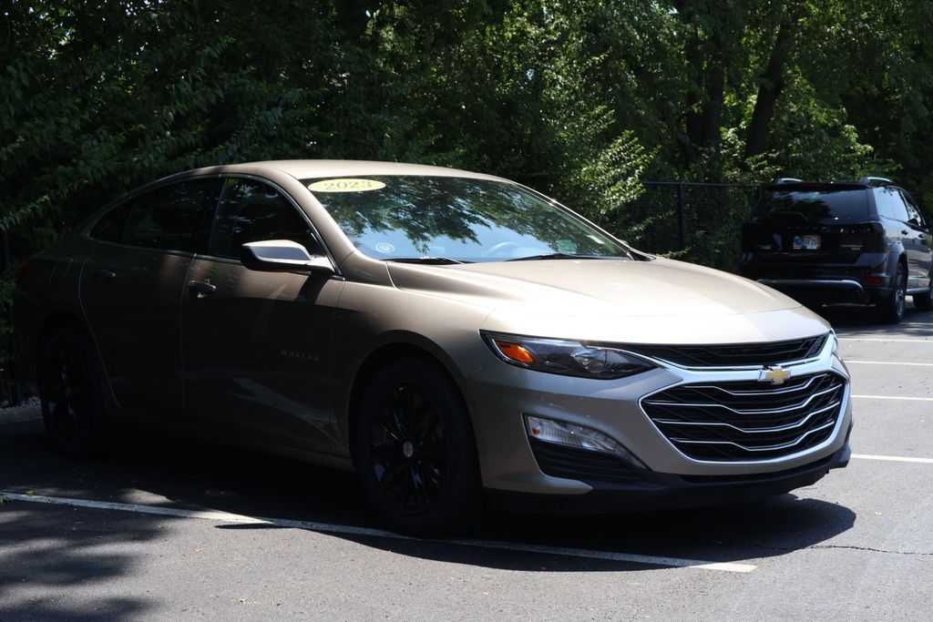 Thumbnail: 2023 Chevrolet Malibu - 10