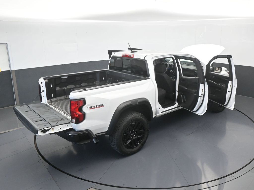 Used 2025 Summit White Chevrolet Trail Boss image 62
