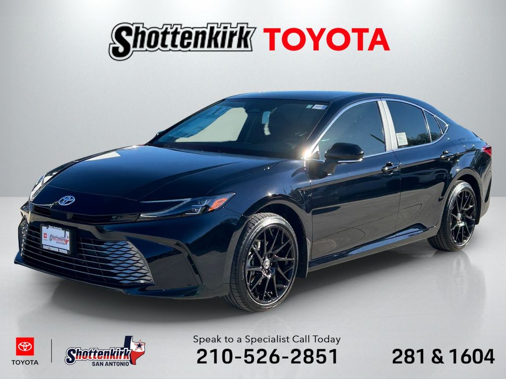 2026 Toyota Camry XLE AWD Hybrid's photo