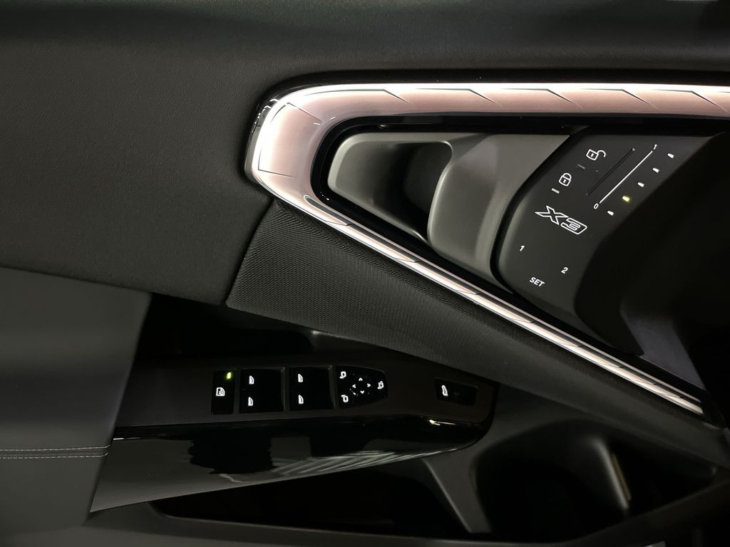 Thumbnail: 2026 BMW X3 - 13