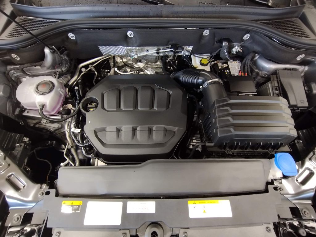 2025 Volkswagen Atlas 2.0T SE