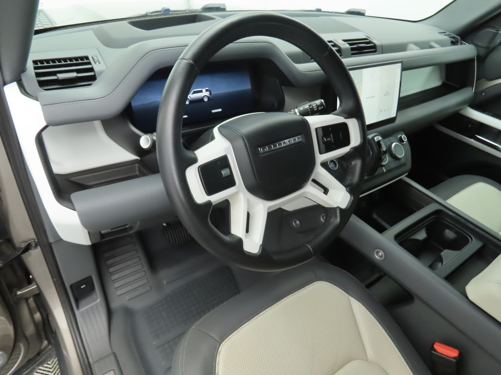 Thumbnail: 2023 Land Rover Defender - 9