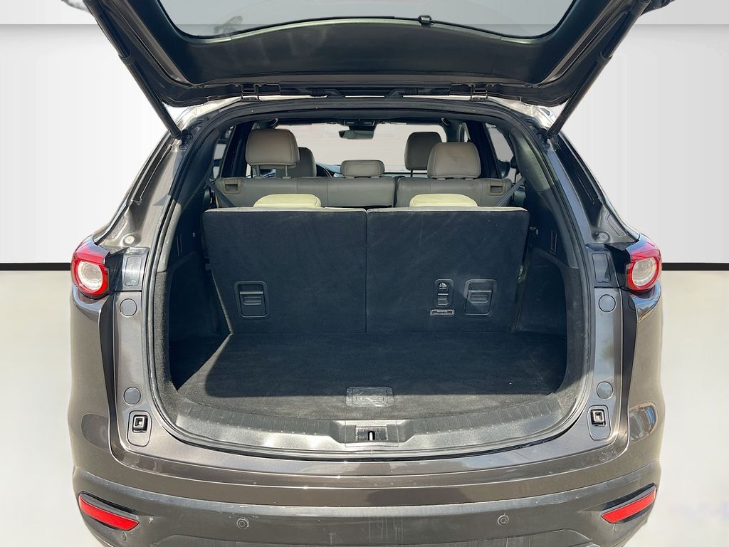 Used 2019 Silver Mazda Grand Touring image 27