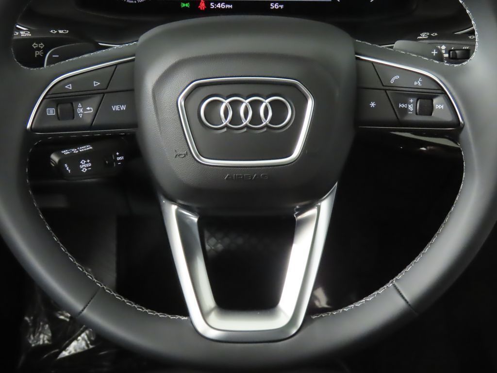 Thumbnail: 2025 Audi Q7 - 14