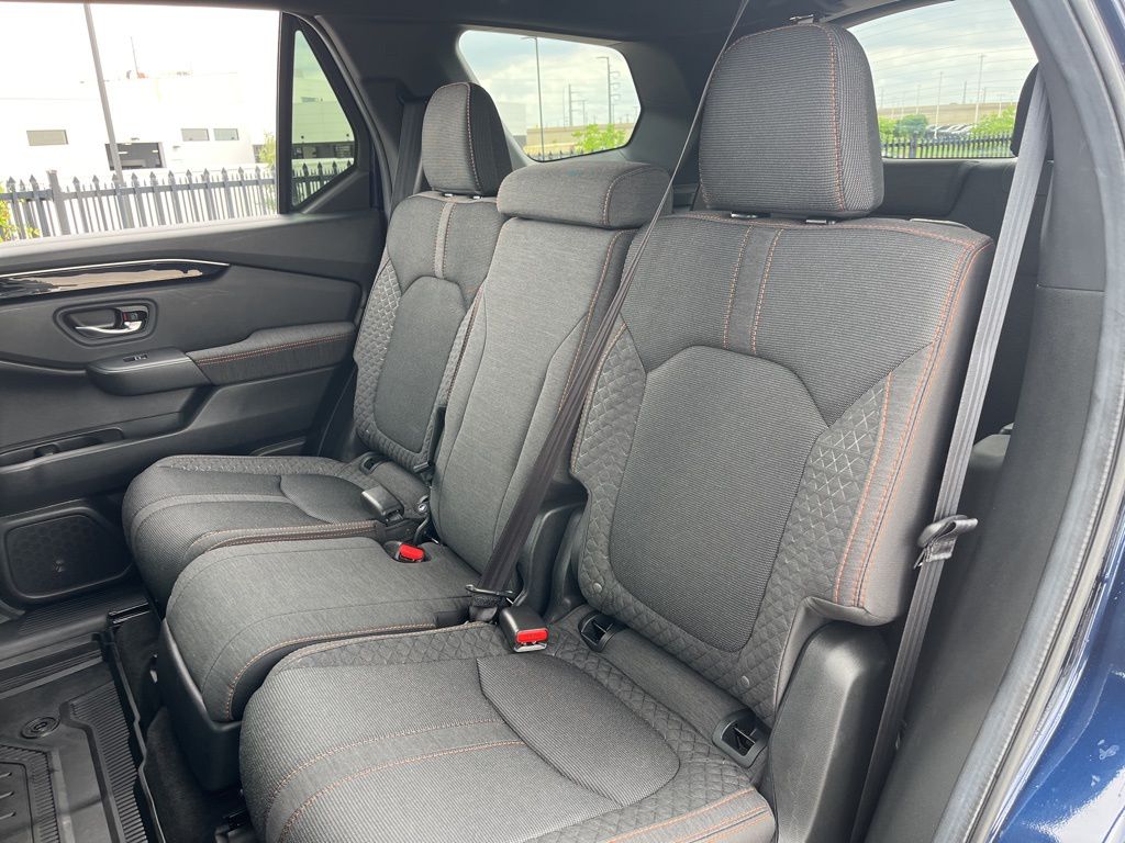 Thumbnail: 2024 Honda Pilot - 25