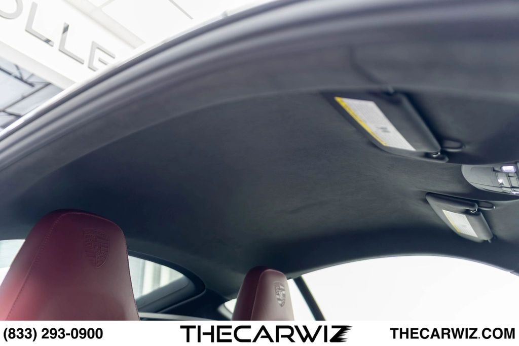 2023 Porsche 718 Cayman