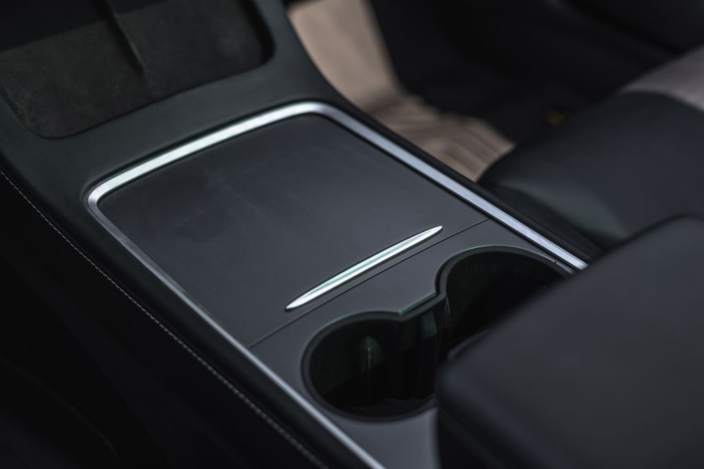 2021 Tesla Model 3 Performance thumbnail 7