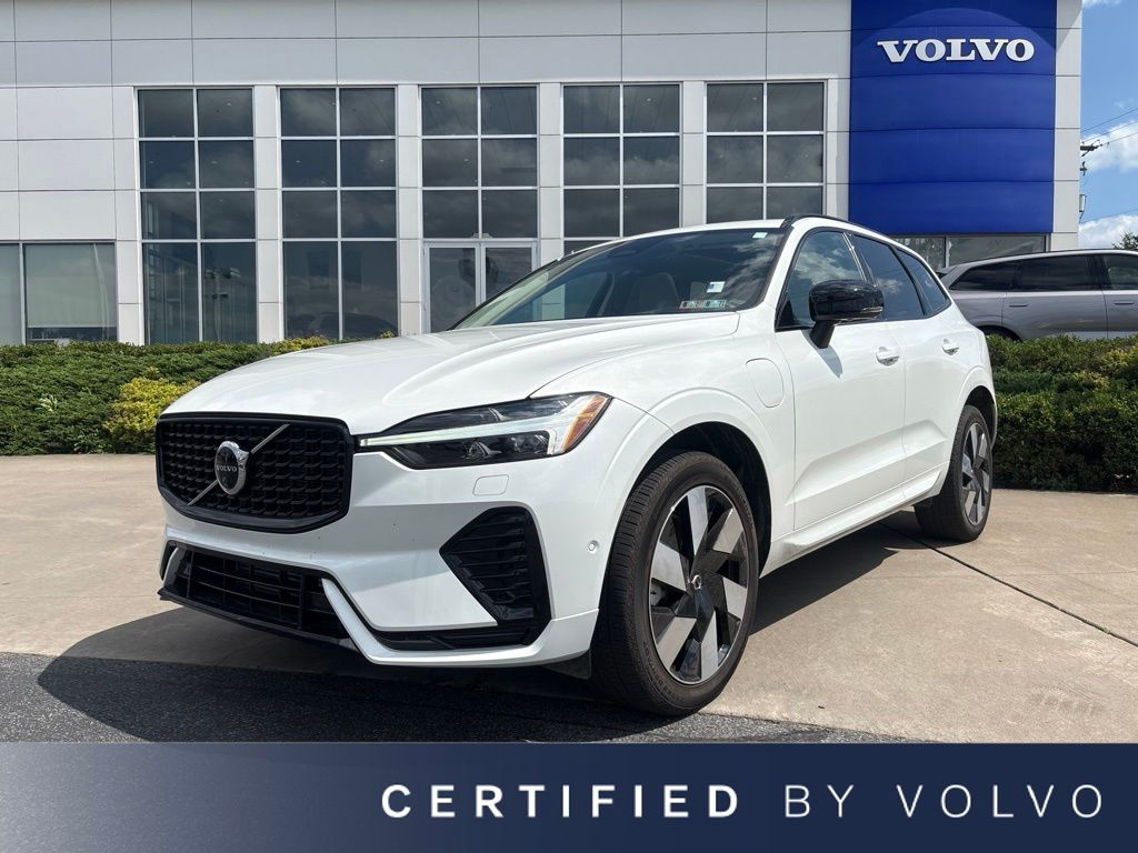 Crystal White 2025 Volvo XC60 SUV / Crossover All-Wheel Drive Automatic
