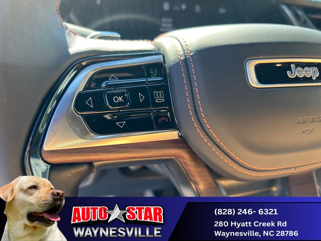 new 2025 Jeep Grand Cherokee car, priced at $57,990