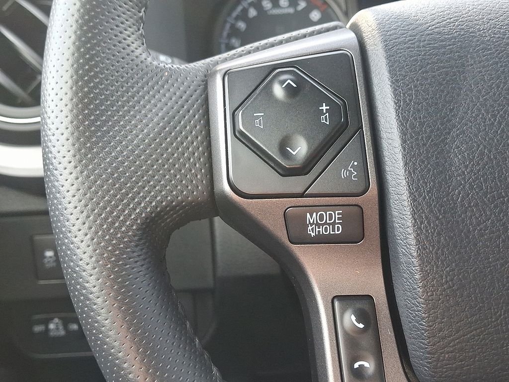 Thumbnail: 2023 Toyota Tacoma - 24