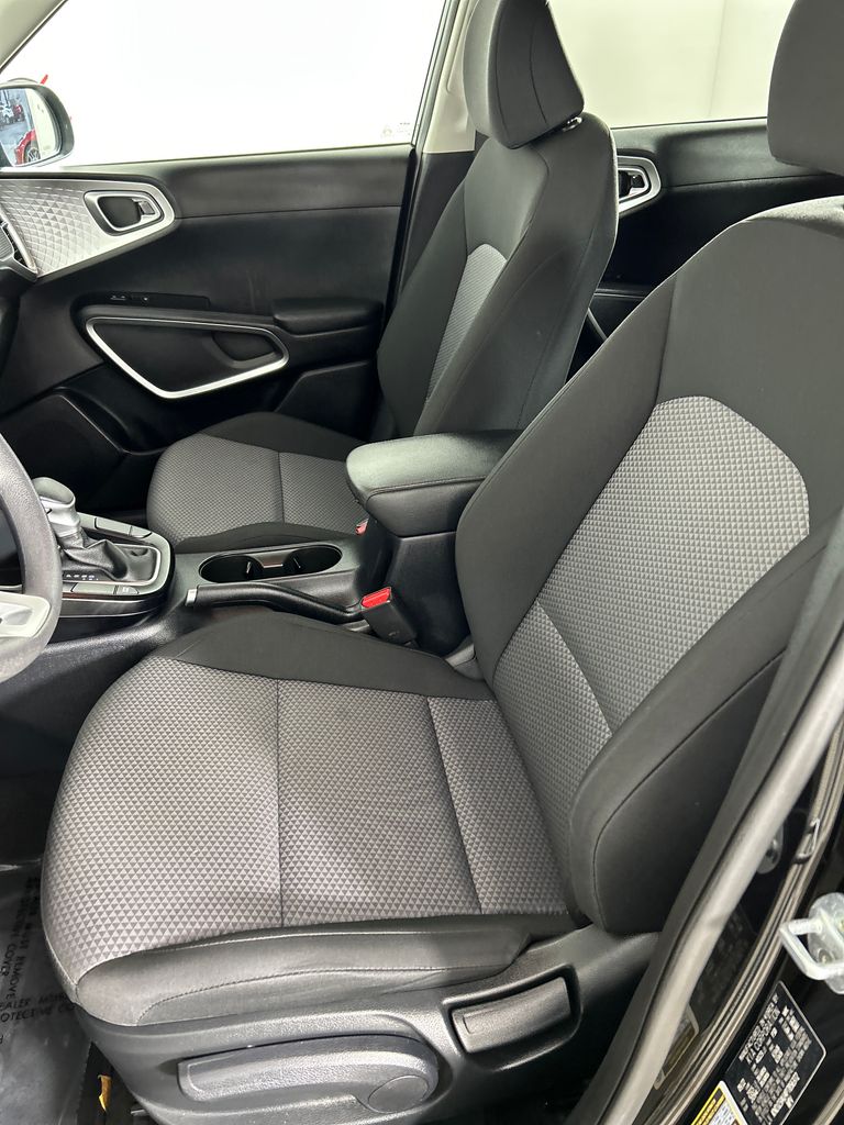 Used 2023 Black Kia LX image 12