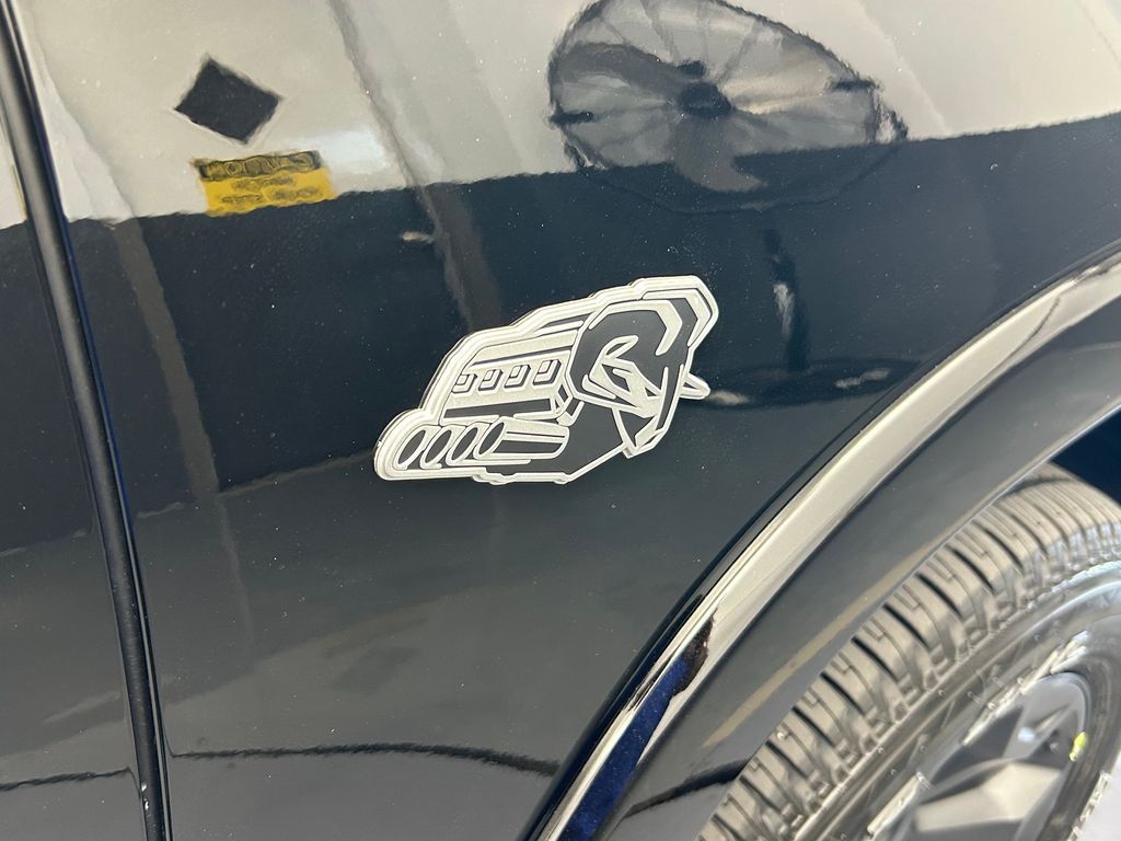 New 2026 Diamond Black Crystal Pearlcoat Ram Big Horn/Lone Star image 47