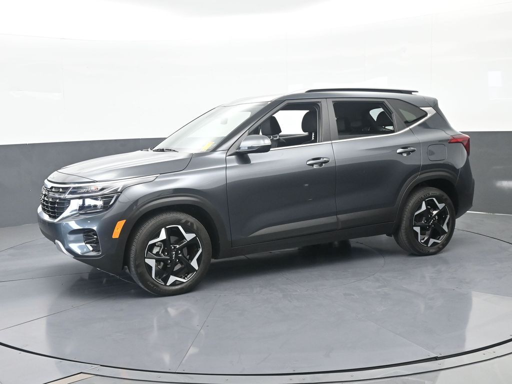 Used 2024 Gravity Gray Kia EX image 2