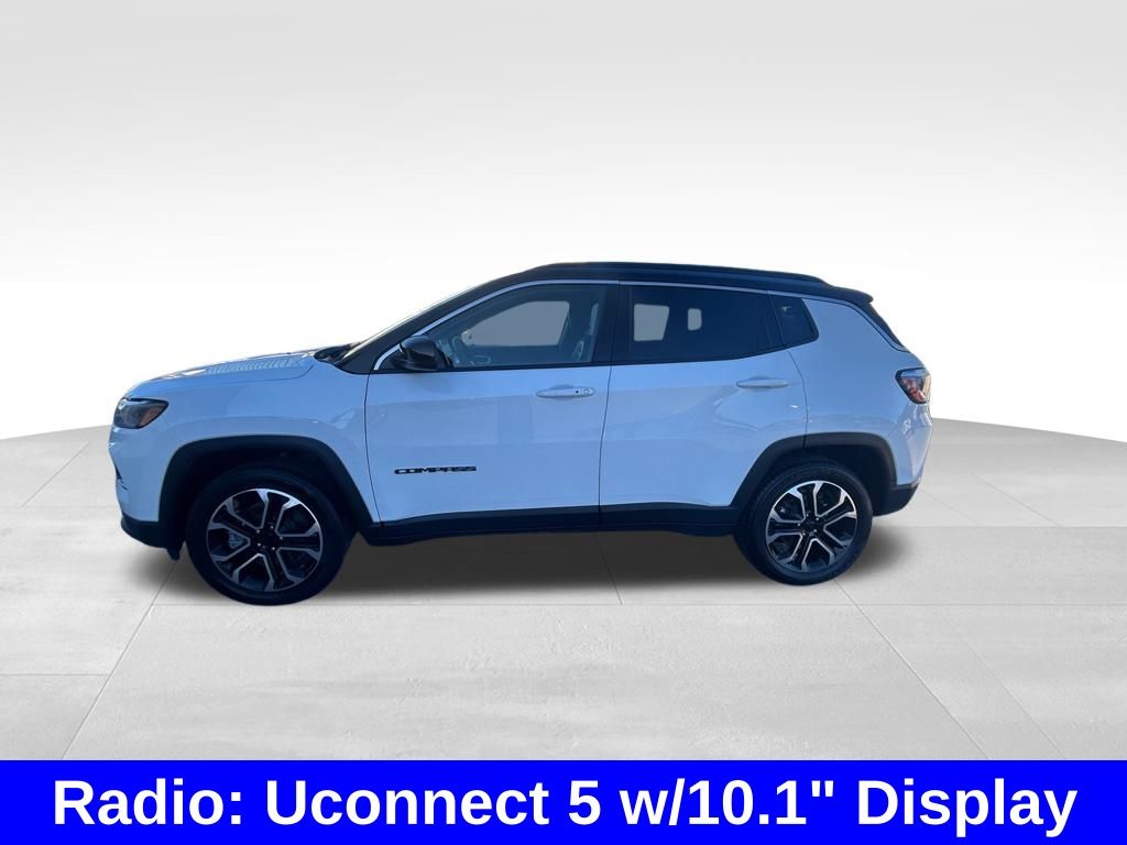 View vehicle photo 7