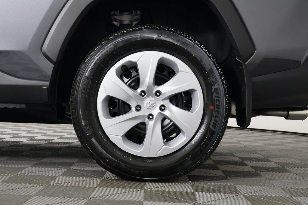 Thumbnail: 2025 Toyota RAV4 - 11