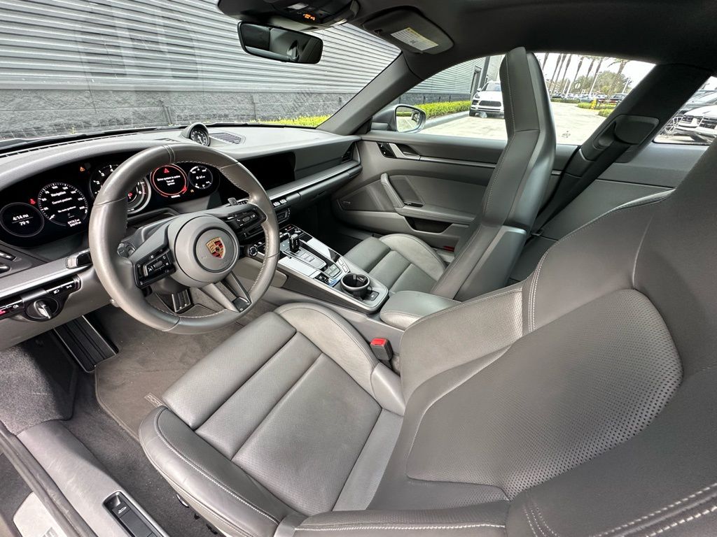 Thumbnail: 2020 Porsche 911 - 4