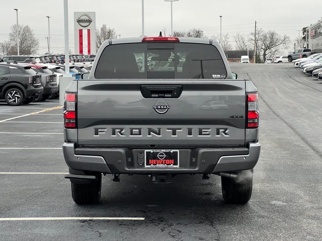View vehicle photo 5