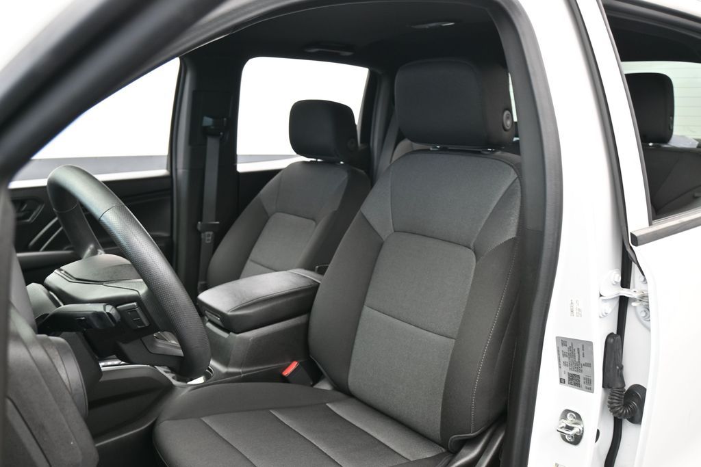 Used 2025 Summit White Chevrolet Trail Boss image 10
