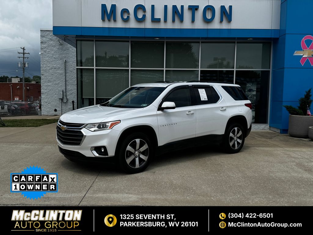 White (Iridescent Pearl Tricoat) 2019 Chevrolet Traverse SUV / Crossover Four-Wheel Drive 9-Speed Automatic