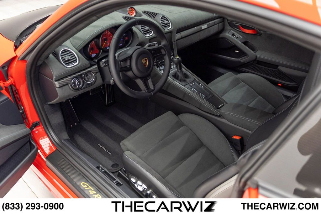 2023 Porsche 718 Cayman