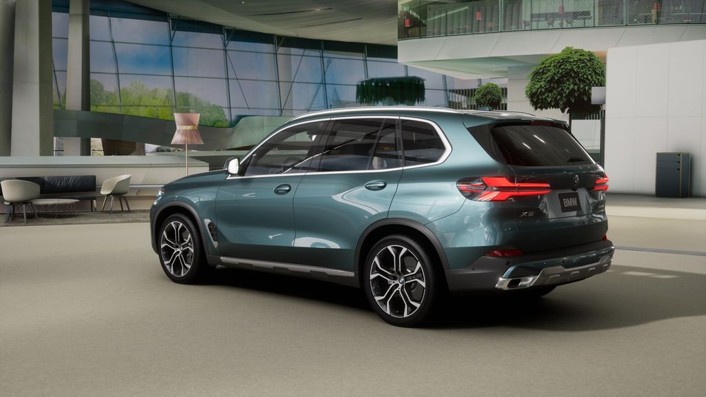 Thumbnail: 2026 BMW X5 - 28