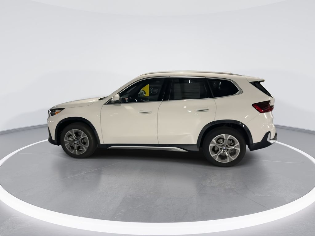 Thumbnail: 2026 BMW X1 - 5