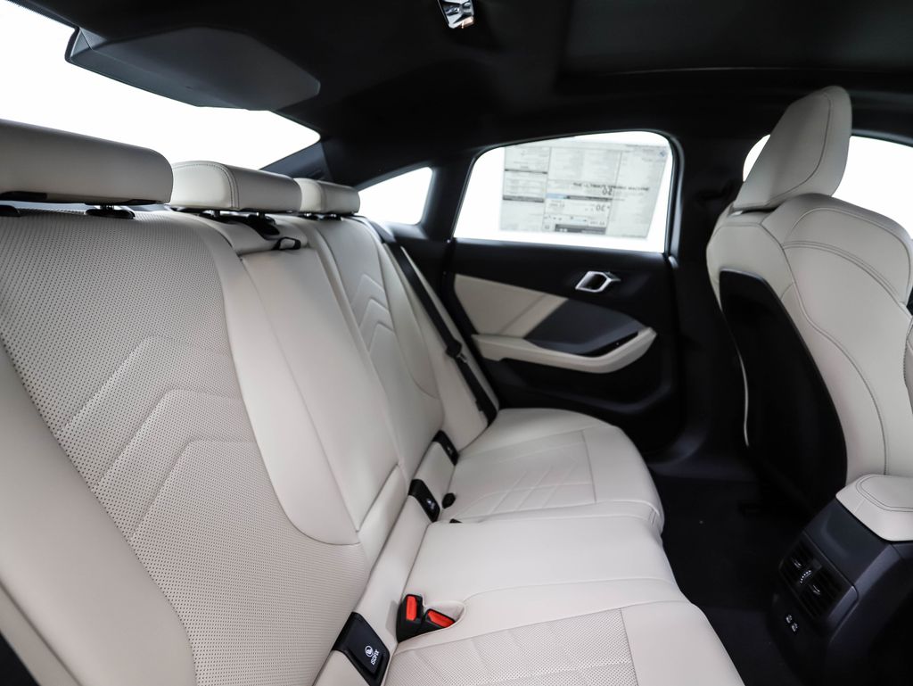 Thumbnail: 2026 BMW 2 Series - 26
