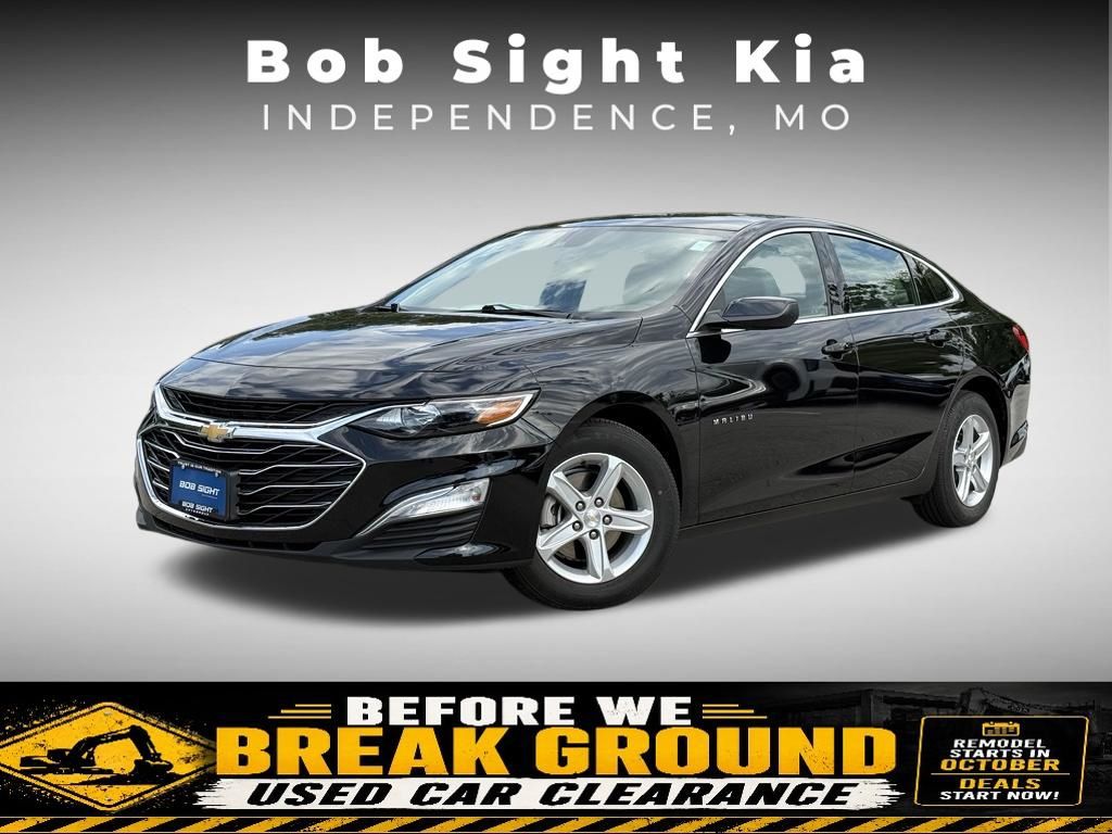 Mosaic Black Metallic 2024 Chevrolet Malibu Sedan Front-Wheel Drive Continuously Variable Transmission