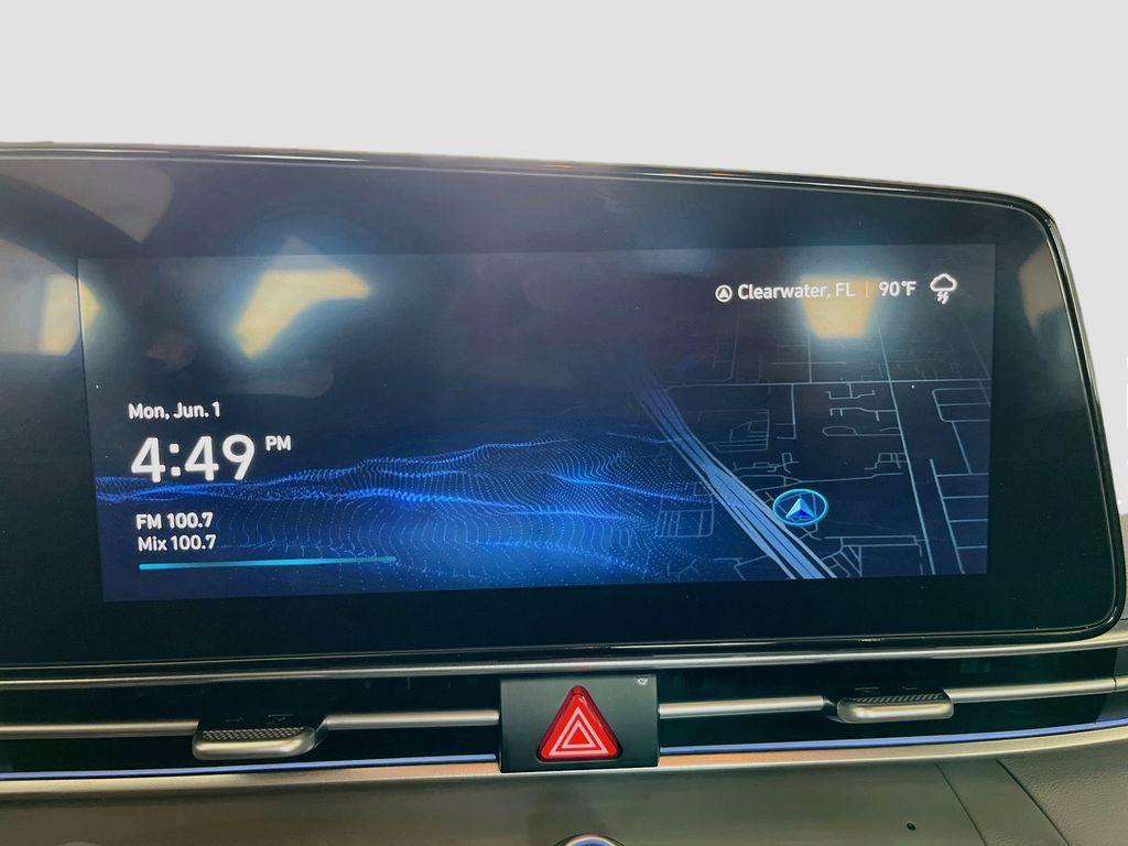 Used 2024 Blue Hyundai SEL image 15