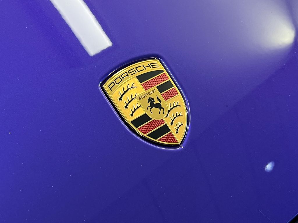 Thumbnail: 2025 Porsche Taycan - 13