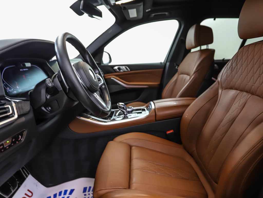 Thumbnail: 2023 BMW X5 - 11