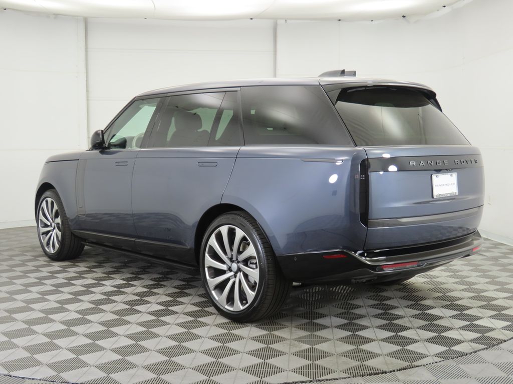 Thumbnail: 2025 Land Rover Range Rover - 7
