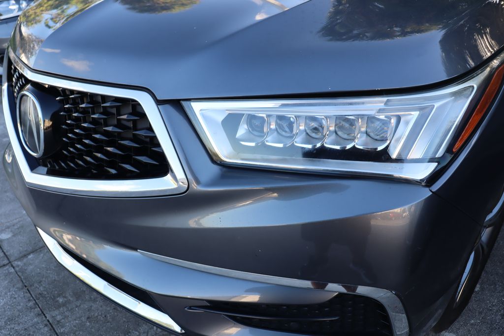 Thumbnail: 2017 Acura MDX - 3