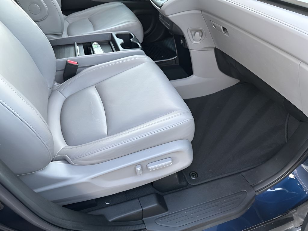 Used Car 2020 Honda Odyssey  Ex-l For Sale Under $30,000 In Austin, Texas