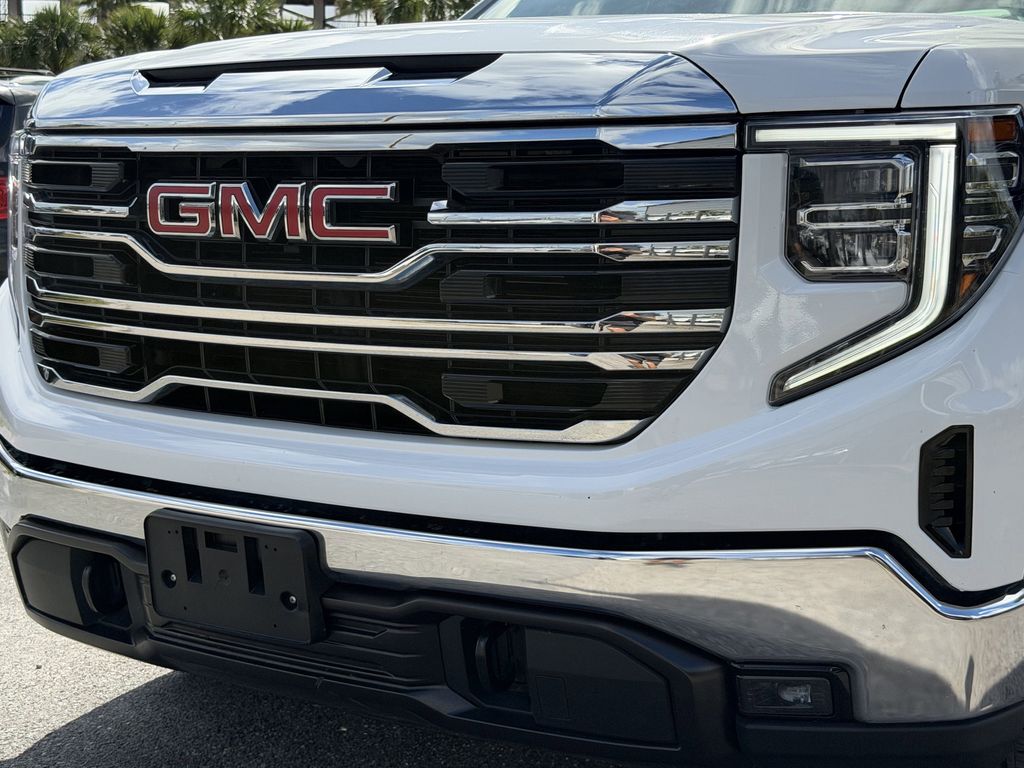 used 2025 GMC Sierra 1500 car, priced at $45,791