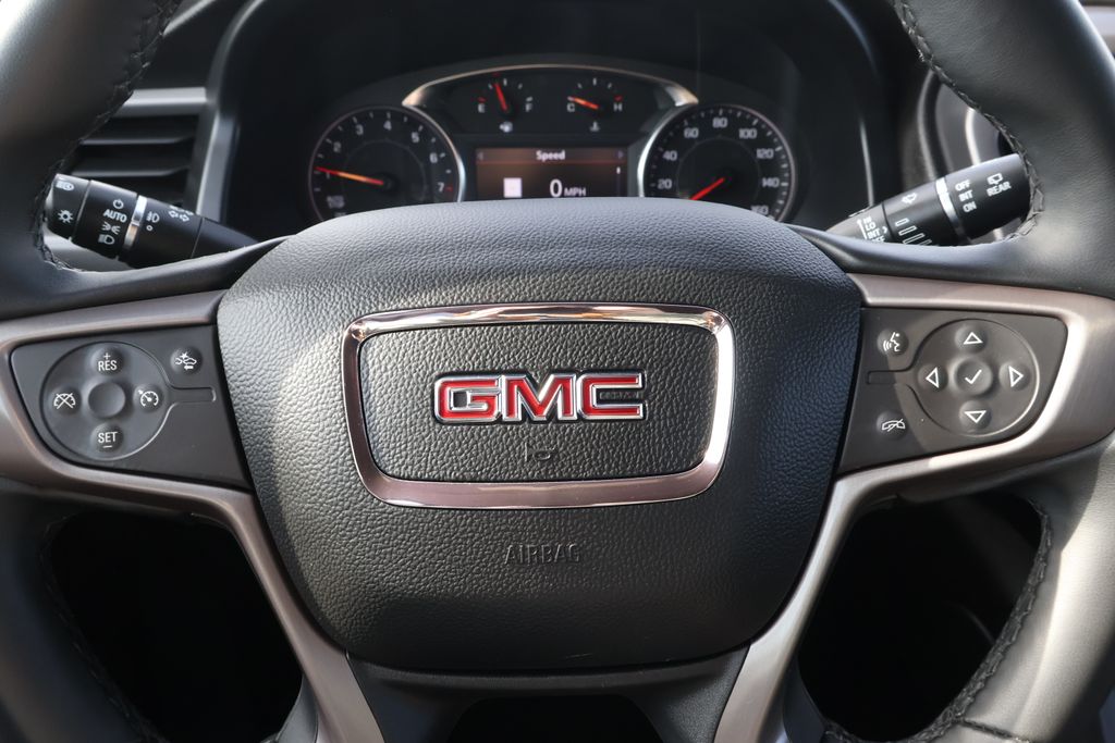 Thumbnail: 2023 GMC Acadia - 16