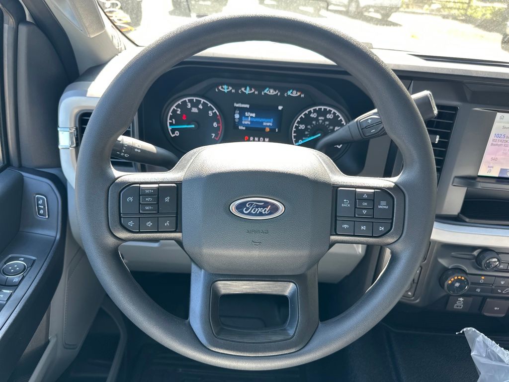 New 2026 Ford Super Duty F-250 Crew Cab 8' Box XL