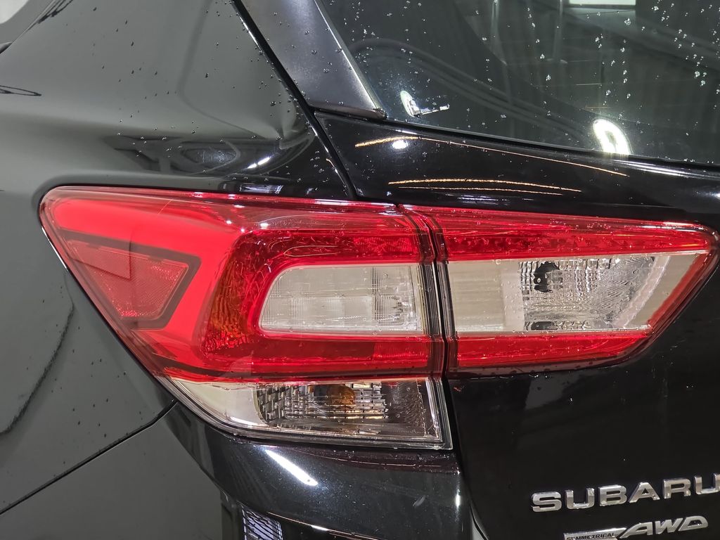 Used 2019 Black Subaru 2.0i Premium image 31