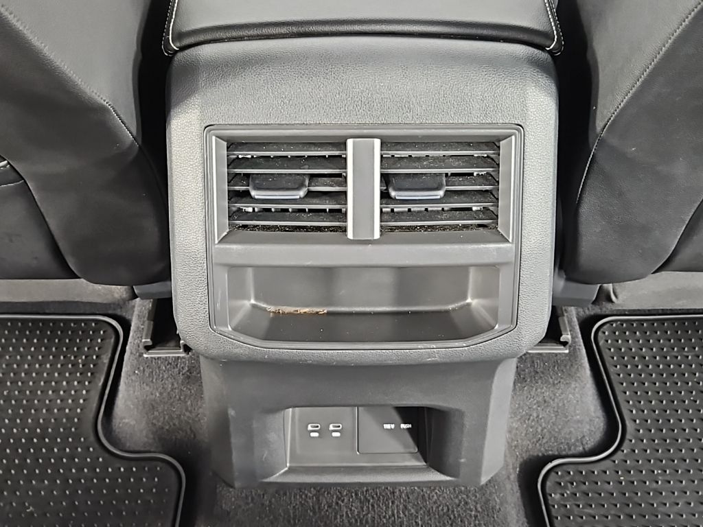 Thumbnail: 2023 Volkswagen Atlas - 23