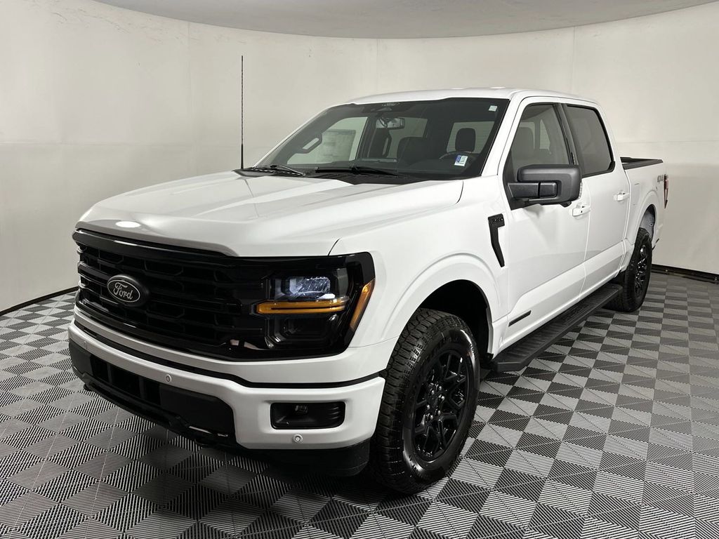 2024 Ford F-150 XLT 3