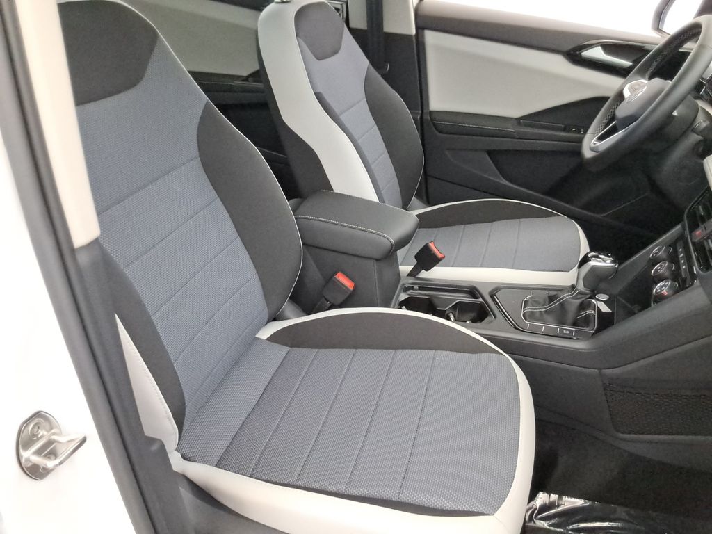used 2025 Volkswagen Taos car